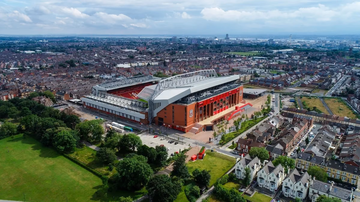 Cheap flights to Liverpool, England