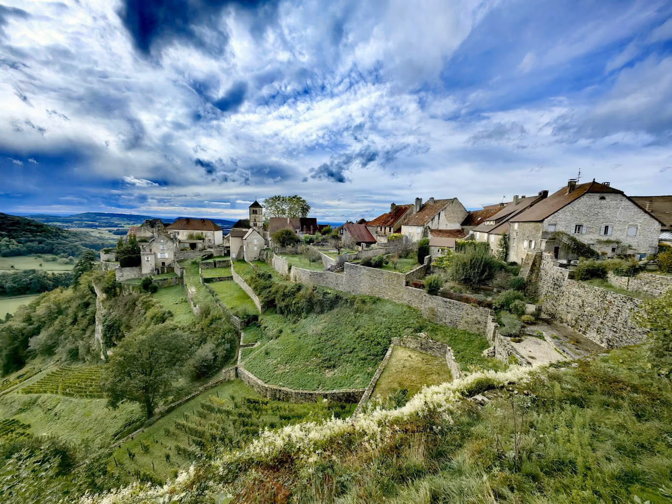 Cheap flights to Moustiers-Sainte-Marie, France