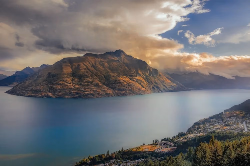 Cheap flights to Queenstown, New Zealand