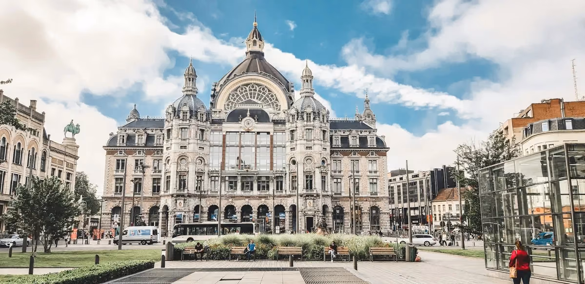 Cheap flights to Antwerp, Belgium