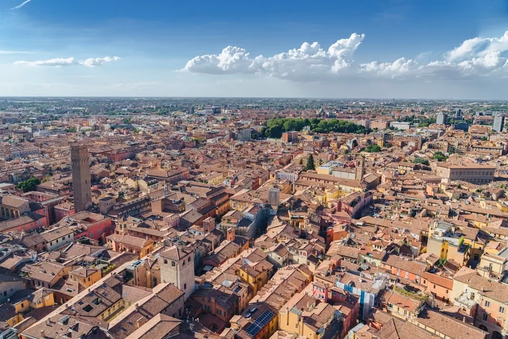 Cheap flights to Bologna, Italy