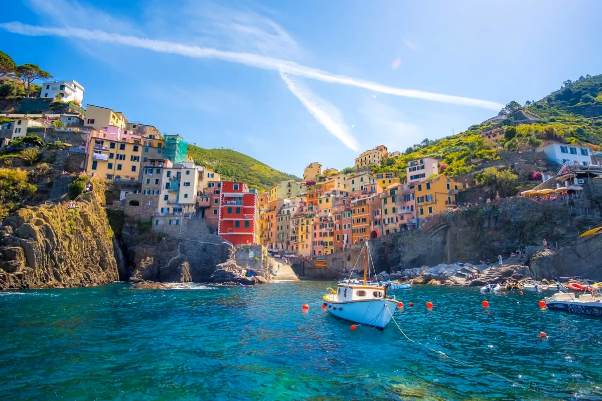 Cheap flights to Cinque Terre, Italy