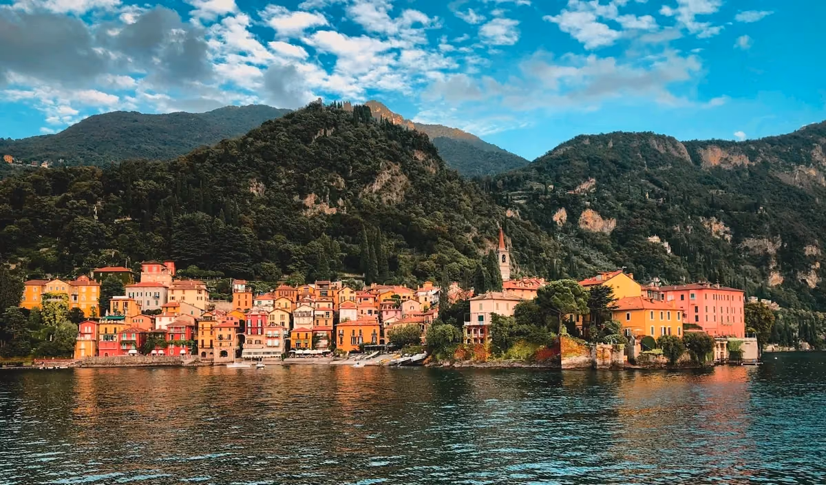 Cheap flights to Lake Como, Italy